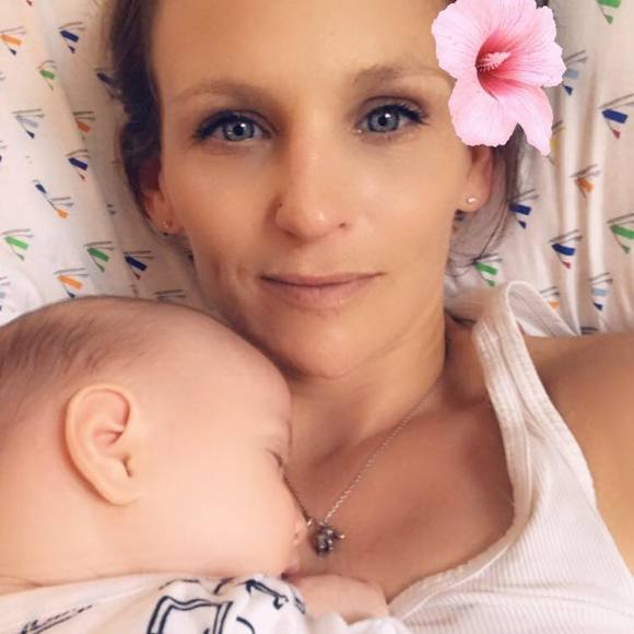 Meet your Posher, Caroline - Picture 1 of 1